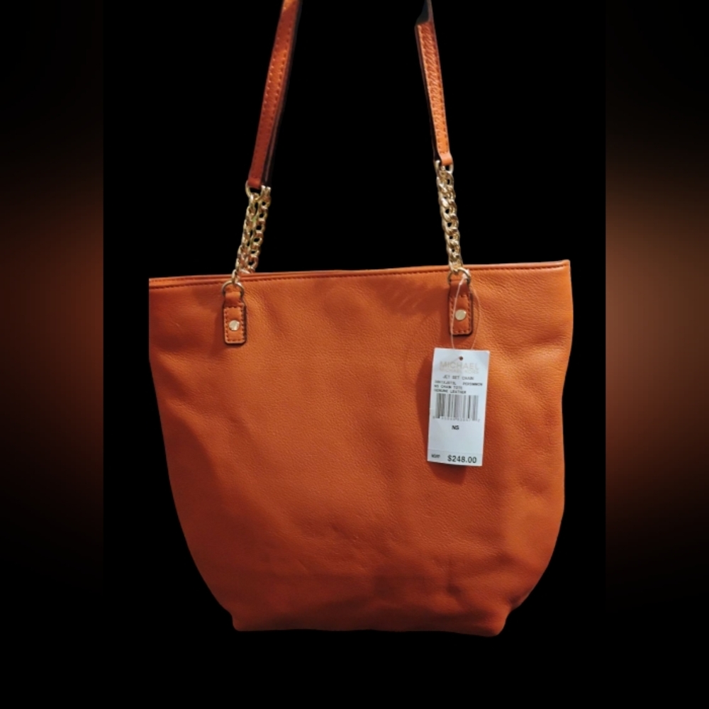 Stylish Purses, Wallets and Wristlets Collection - Picture 9 of 16